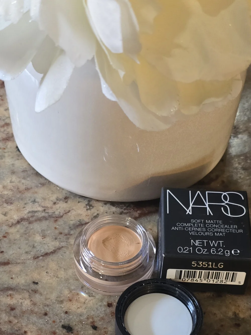 NARS Soft Matte Complete Concealer - Medium 2 Ginger ✨ FREE GIFT ✨